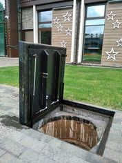 Люк под брусчатку Брус Ли AISI 304 Люк под брусчатку Брус Ли AISI 304