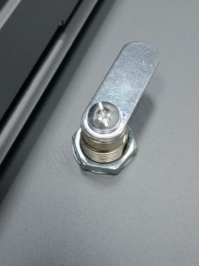 Люк сантехнический Элит усиленный 1 мм с замком 2 створки 2000*1000, RAL 9003 муар Люк сантехнический Элит усиленный 1 мм с замком 2 створки 2000*1000, RAL 9003 муар