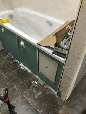 Люк под плитку Нажимной Секрет-Лайт 2 створки 1100*300 Люк под плитку Нажимной Секрет-Лайт 2 створки 1100*300